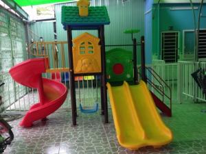 Cầu trượt mầm non mini 17 - Cty Thiết bị trường học Phương Nam