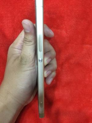 Cần bán điện thoại Sony XA1 hàng còn bảo hành