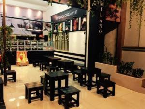 Bàn ghế gỗ cafe cóc Thanh lí gấp 25 bộ ghế gỗ xếp hàng mới bán giá rẻ