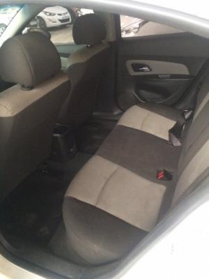 Bán Chevrolet Cruze LS 1.6MT màu trắng 2015 số sàn biển SG