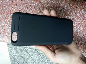 Sạc dự phòng kiêm ốp lưng cho ip6, 6+, 7, 7+ mới 100%