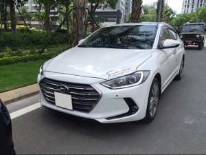 Bán Hyundai Elantra