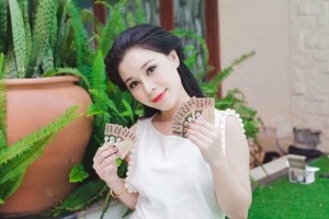 Kén Đặt Xuân Hồng Bí Quyết Thanh Xuân Của Chị Em Mình