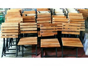 Cần thanh lý 15 bộ bàn ghế gỗ
