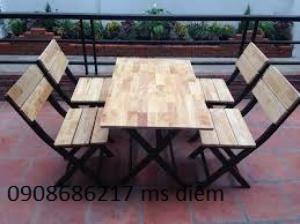 Bàn ghế gỗ dành cho quán ăn