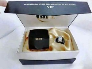 Kbone Vip Đen ngừa mụn