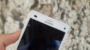 Sony Xperia Z4 compact mini nguyên bản chống nước 100% hình thức đẹp