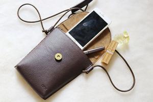 Xưởng sản xuất túi xách da Gipsy