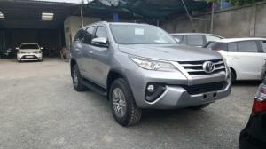 Bán xe Toyota FORTUNER 2.4G Máy Dầu, mới 100%, nhập khẩu nguyên chiếc