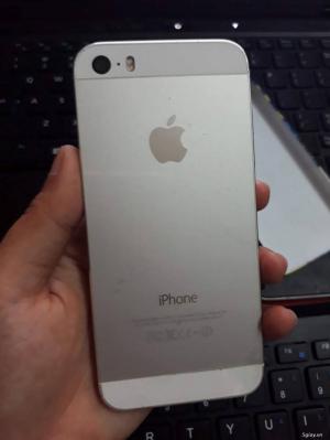 iphone 5s gồm 3 màu vàng trắng đen mới 99%