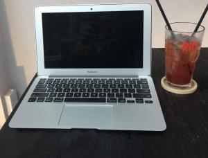 Macbook air 11 mới 99% ram4g ssd 128gb