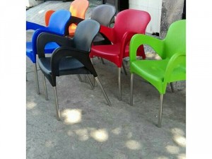 Bàn ghế Cafe nhựa đúc giảm giá