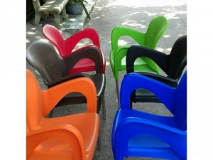 Bàn ghế Cafe nhựa đúc giảm giá