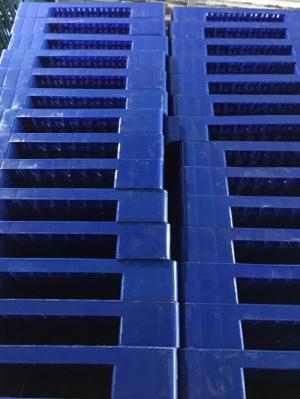 Pallet nhựa mới màu xanh 1000x600x100 mm