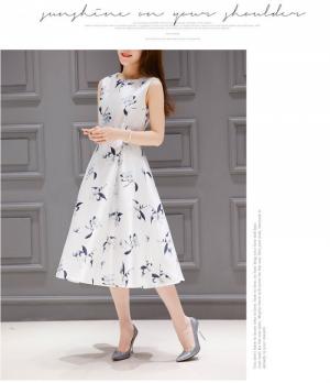 Đầm vintage họa tiết hoa ly