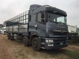 Xe tải 4 chân camc máy YC đời 2015 nhập khẩu .