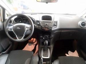 Ford fiesta xe đủ màu giao ngay