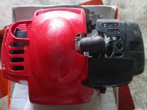 Đầu máy cắt cỏ zenoah komatsu