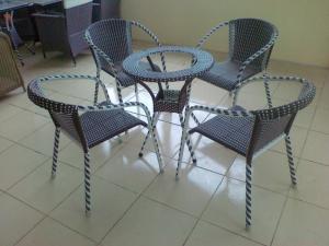 Bàn ghế cafe xuất khẩu cần thanh lý giá rẻ nhất tại xưởng sản xuất