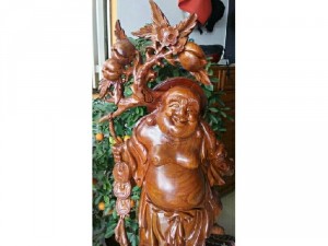 Di lặc đứng bao tiền