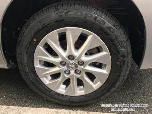 Khuyến Mãi Toyota Altis 2018 1.8 Màu Bạc Ghế Nỉ, Mua Góp 120Tr