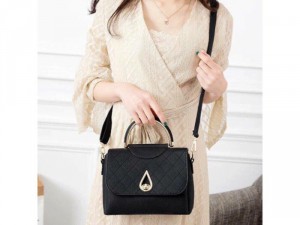 Giỏ xách giọt nước