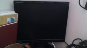 Màn hình LCD LG L1742T