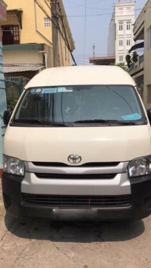 Cần bán toyota hiace 2016 máy dầu leng keng .
