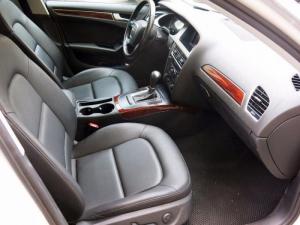 Nhà bán Audi a4 số tự động 2010 màu trắng full Option nhập Đức