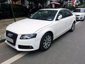 Nhà bán Audi a4 số tự động 2010 màu trắng full Option nhập Đức