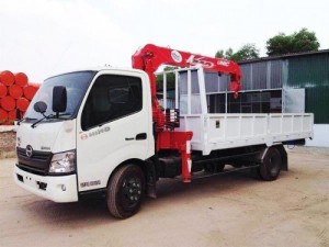 Xe tải Hino gắn cẩu UNIC 290