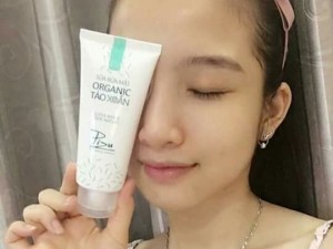 Sữa rửa mặt tảo xoắn