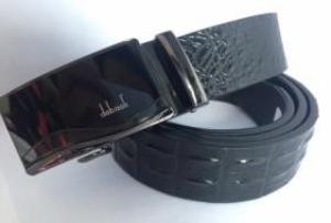 DNQK00002 Màu: đen. Kích thước: 114 x 3,5 cm. Trọng lượng: 400 g