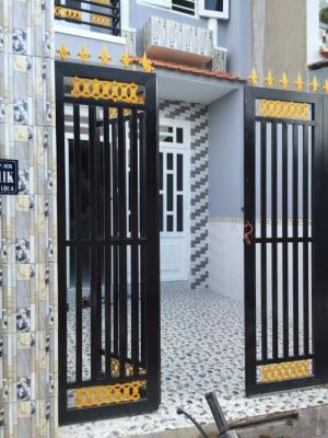 Nhà bán : 4x8.1
1 trệt, 1 lầu, 3 phòng ngủ, 2 wc.
Đường trước nhà 4m khu dân cư hiện hữu
Đất đã chuyển lên thổ cư có giấy phép xây dựng.
Giá 1 tỷ 350tr . Có thể thương lượng