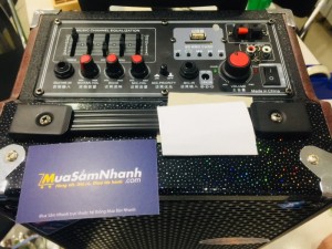 Có chế độ equalizer 5 kênh điều khiển.