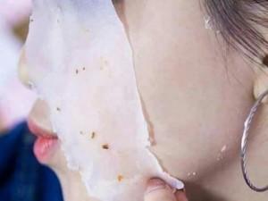 Mặt nạ colagen hoa hồng
