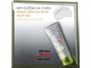 Kem Hỗ trợ trị nứt gót chân