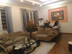 Bán nhà mặt phố Tô Vĩnh Diện, Quận Thanh Xuân, Lô góc, DT 105m2, 4T