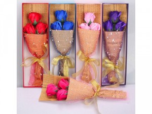 Hoa hồng sáp 3 bông I love you