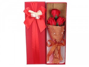 Hoa hồng sáp 3 bông I love you