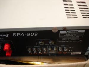 Amply Arirang SPA-909 Công suất tiêu thụ: 450W, công xuất phát 400W