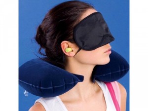 Bộ gối xe hơi - gối hơi, bịt mắt, bịt tai