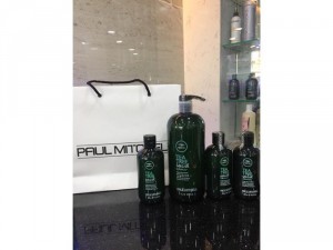 Dầu gội Tinh Chất Trà Xanh trị gàu kháng khuẩn (Tea Tree Special Shampoo) 01 Lít ( 1,000ml)