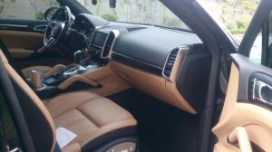 Định cư Mỹ cần bán Porsche Cayenne 2015 màu đen x