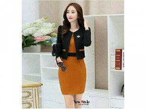 Đầm kèm khoát ngoài