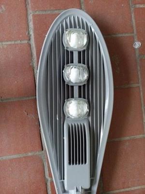 đèn đường led 150w chip COB 3*50W