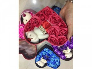 Hoa sáp day bằng cả trái tin