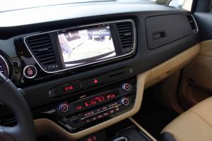 KIA Sedona 2.2 DATH 2017, ưu đãi giá cực hấp dẫn, nhiều quà tặng