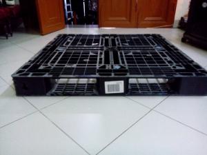 Pallet nhựa cũ giá rẻ tại Hà Nam (1100x1100x120 mm)