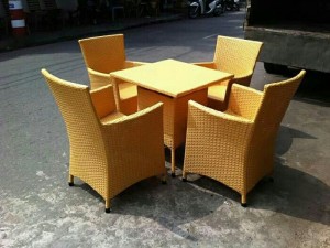 Bàn ghế cafe giá rẻ cực kì sang chảnh